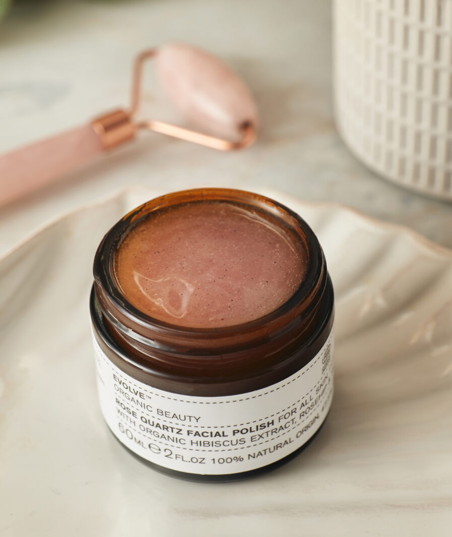 Rose quartz facial polish